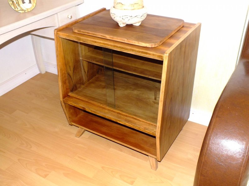 Прикроватная тумбочка (Bedside Cabinet)