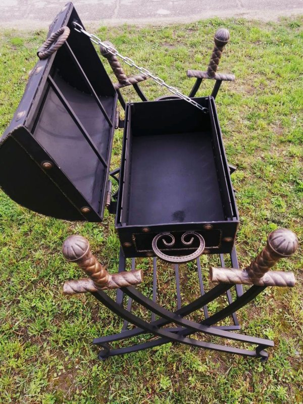 1066g BBQ мангал