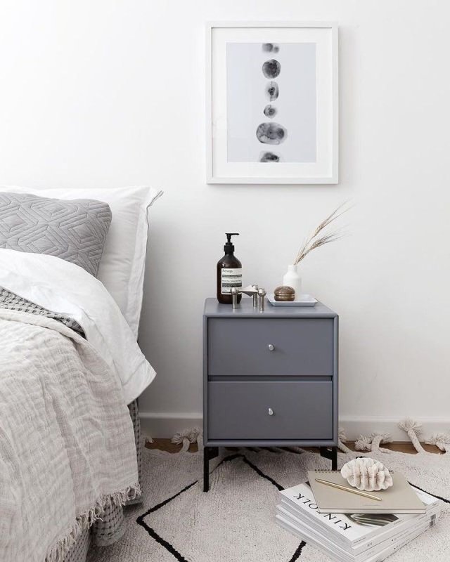 Тумбочка Seraphina Side Table