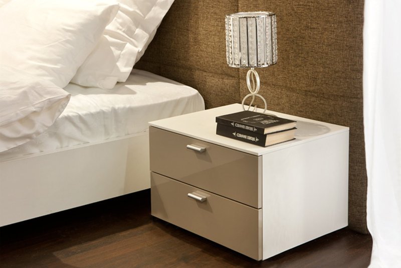Прикроватная тумбочка (Bedside Cabinet)