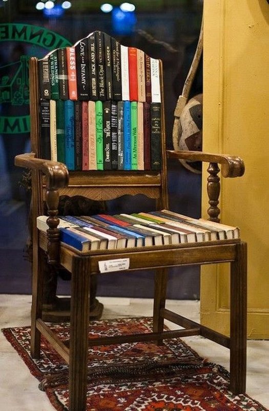 Мебель из книг
