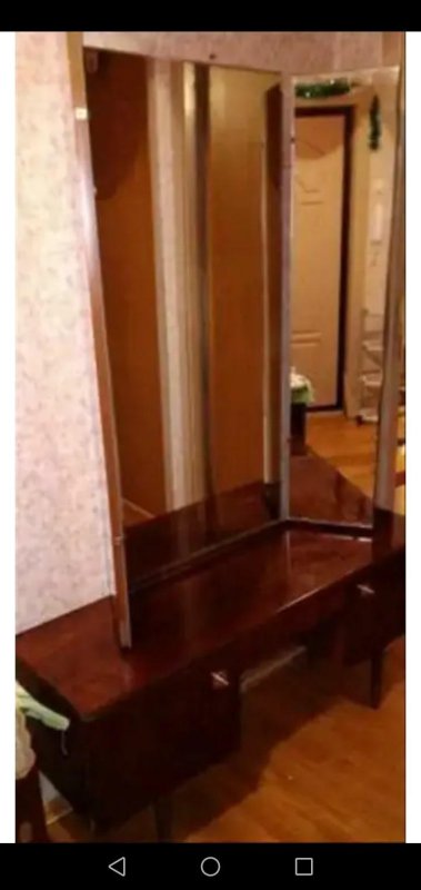 Отреставрированный трельяж