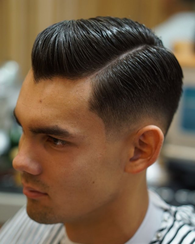 Side Part Pompadour