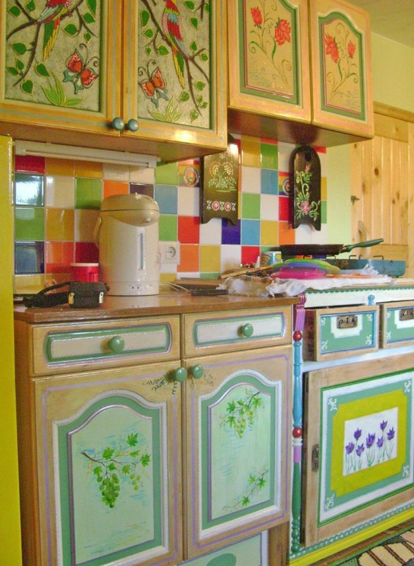 Перекраска старого кухонного гарнитура