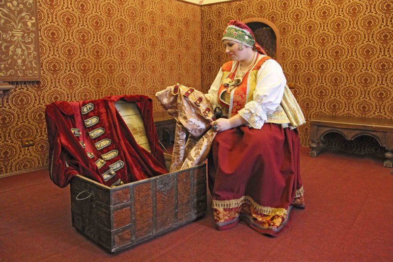 Сундук крестьянский