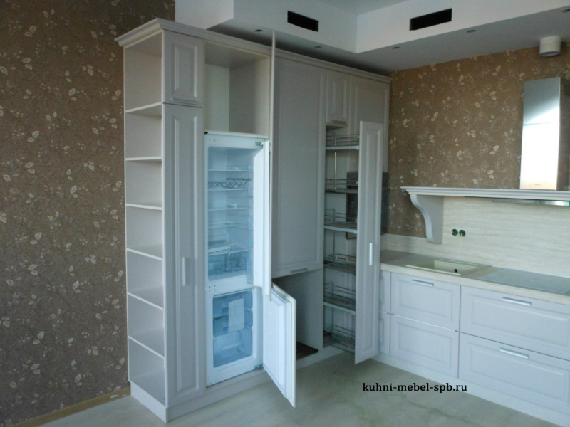 Угловая кухня ikea с холодильником сбоку