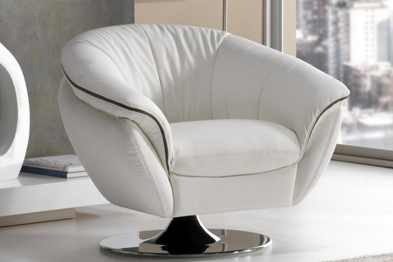 Poltrona girevole / Swivel Armchair