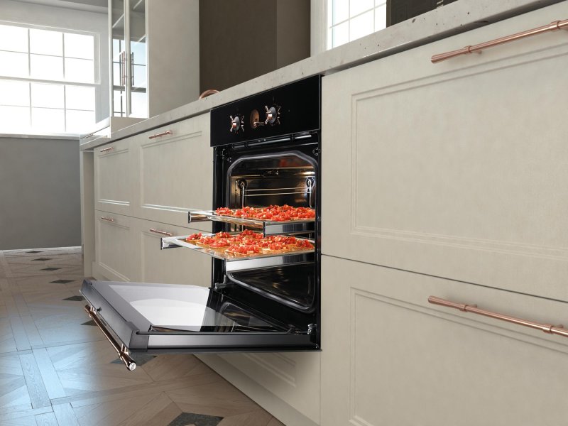Electrolux EOB 93430 CW