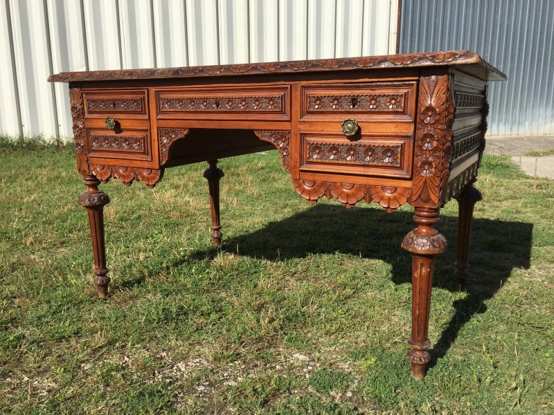 Письменный стол в викторианской Англии writing Desk