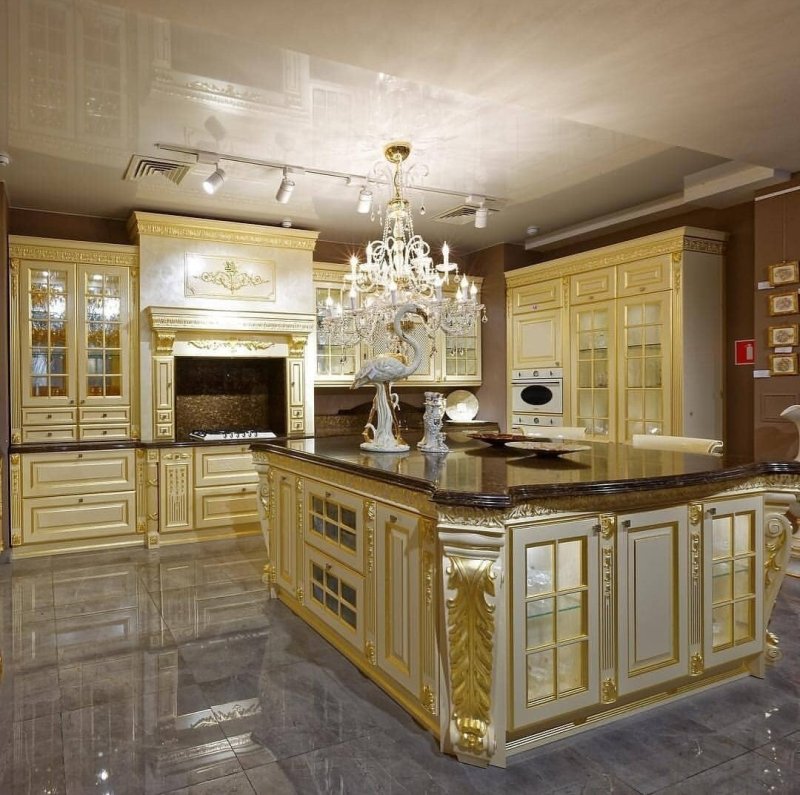 Кровать Версаче