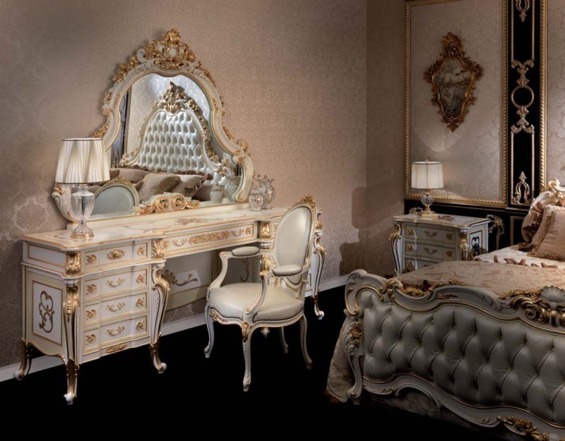 Carlo Asnaghi Style Bedroom
