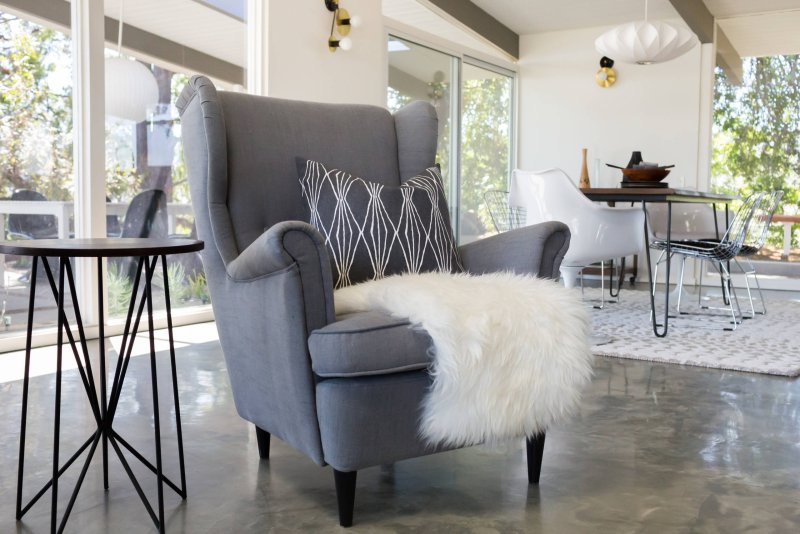 Дизайнерское кресло Strandmon Wing Chair