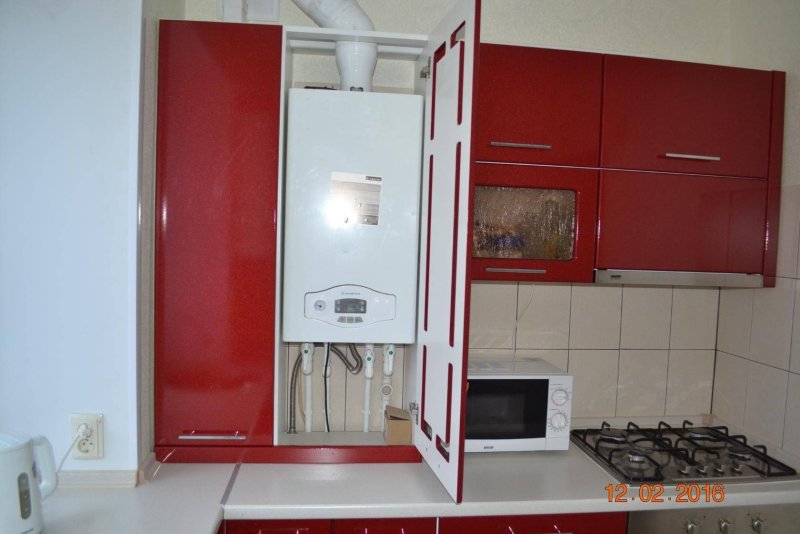 Газовая колонка на кухне