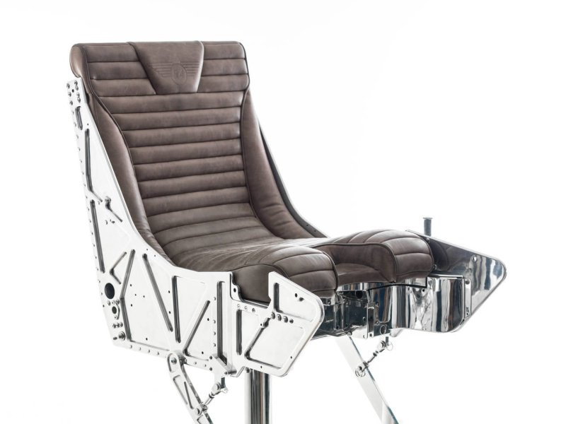 Кресло Wingback Chair