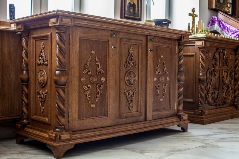 Церковная мебель