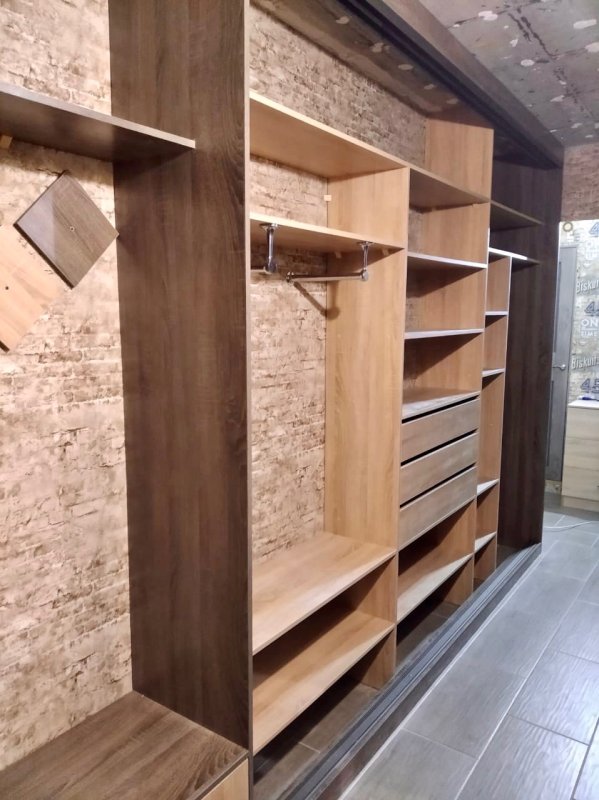 Узкий шкаф в прихожую наполнение
