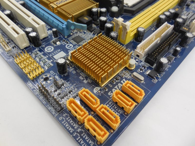 Материнская плата Gigabyte ga-ma74gm-s2h