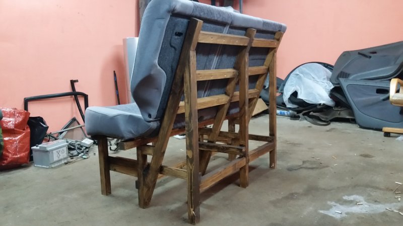 Компьютерное кресло из автомобильного