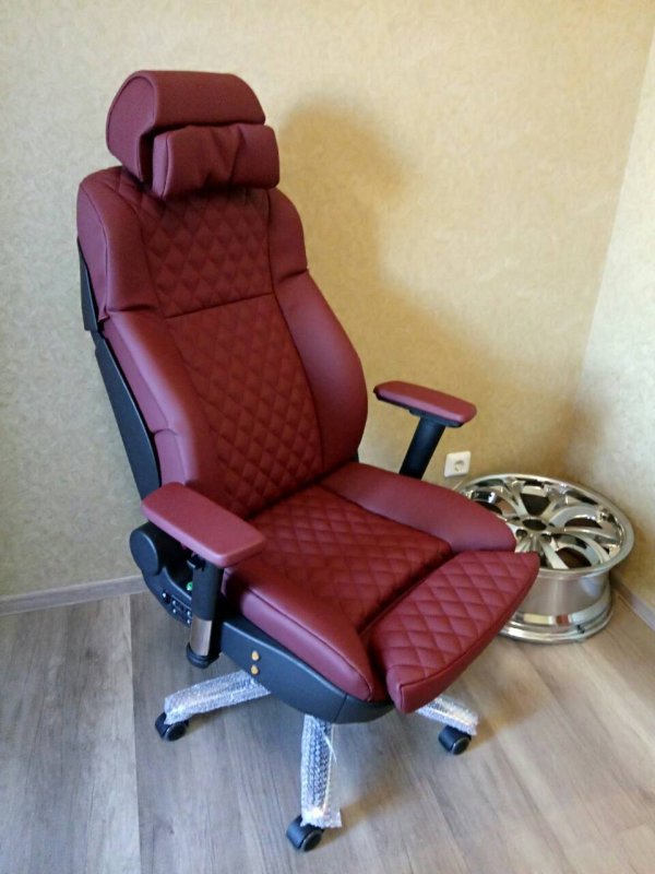 Кресло из автомобильного сидения