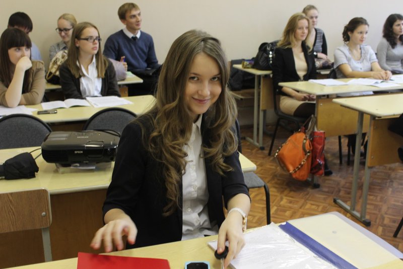 Девушка в университете