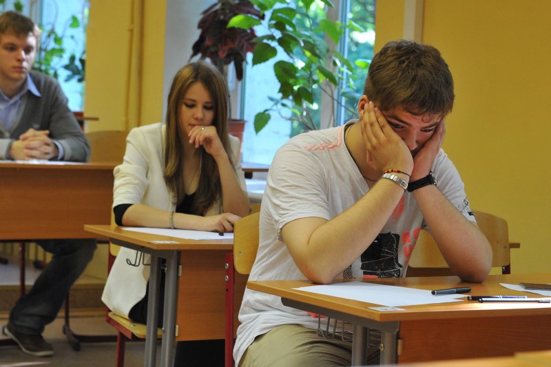 Ученик за партой ЕГЭ