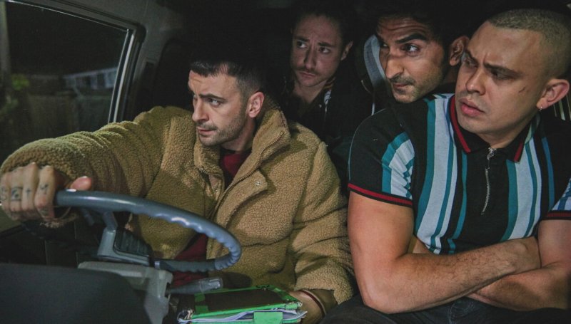 Джозеф Гилган в сериале без гроша