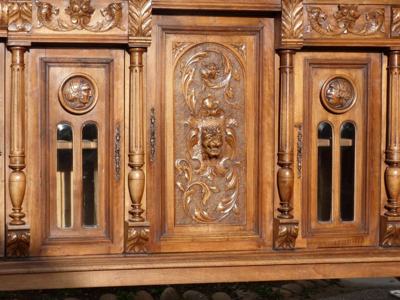 Ренессанс мебель старинная