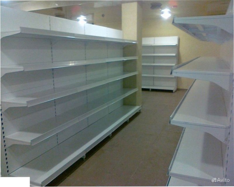 Витрина металлическая для магазина