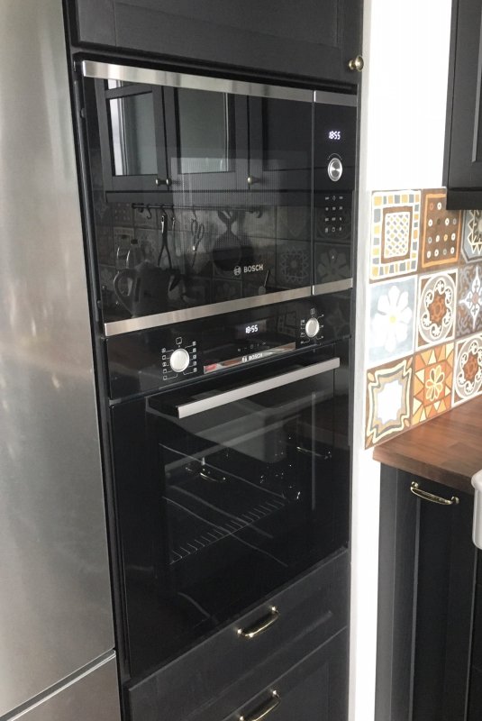 Духовой шкаф Gorenje с микроволновкой