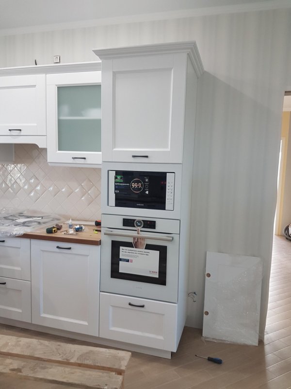 Встраиваемая духовка и СВЧ Midea