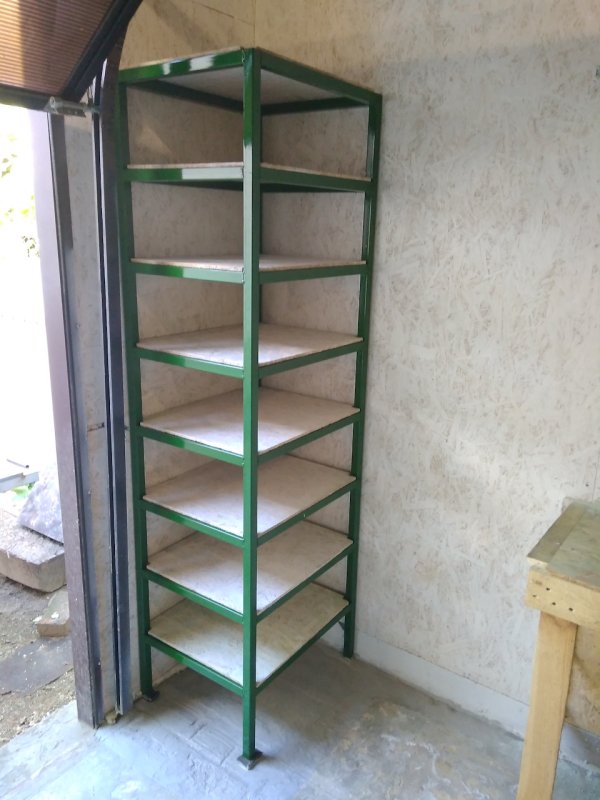 Сварной стеллаж из уголка