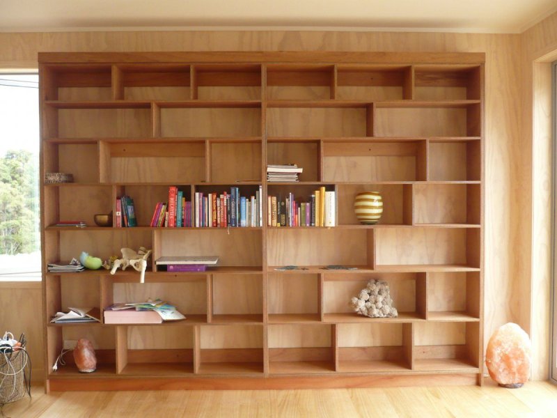 Книжный стеллаж из фанеры