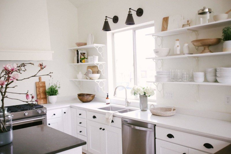 Kitchen Upper Shelves