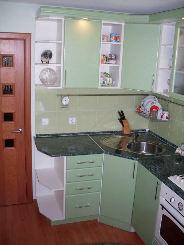 Планировка кухни 5м2 Столплит угловые