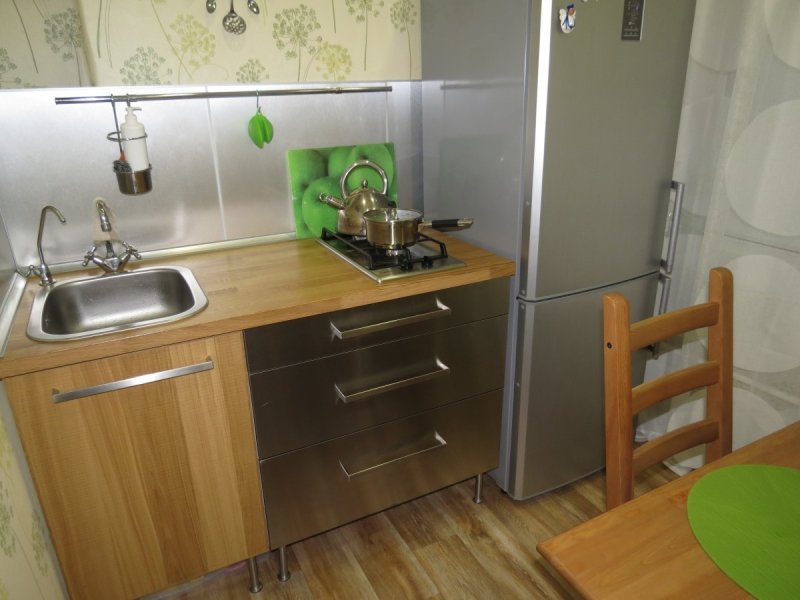 Кухни 5 5 кв м с холодильником