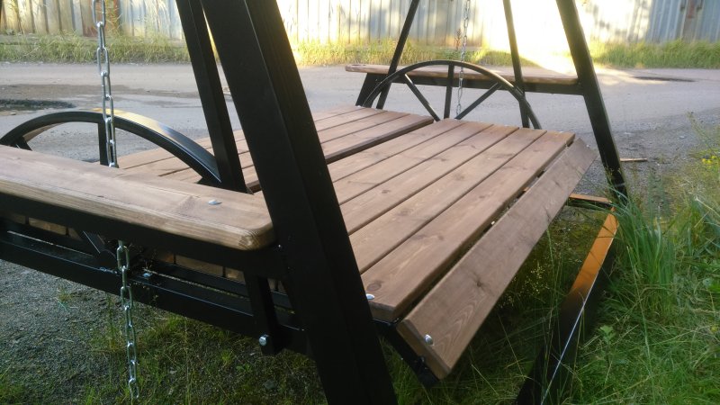Качели из профильной трубы