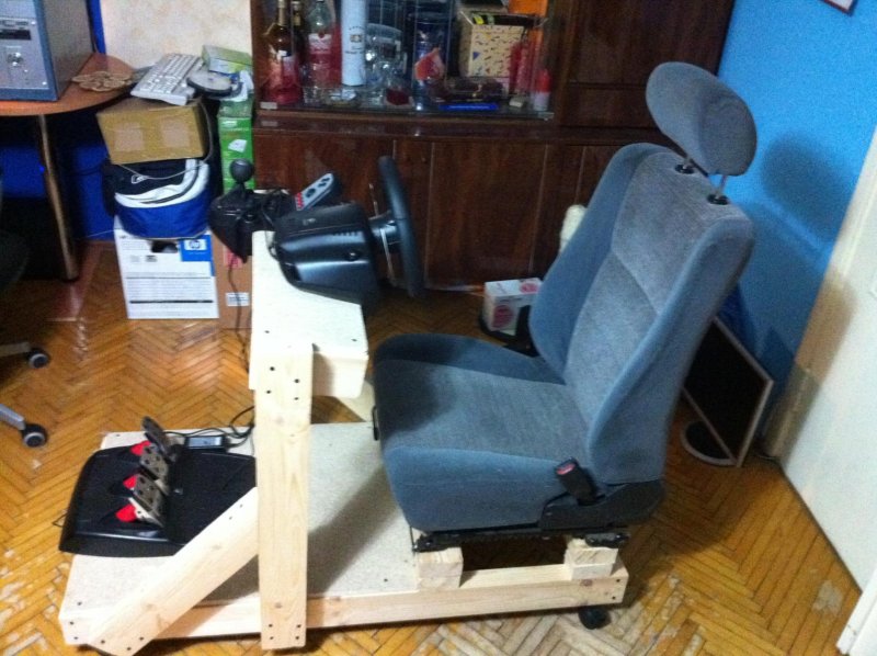 Стол руль игровое кресло