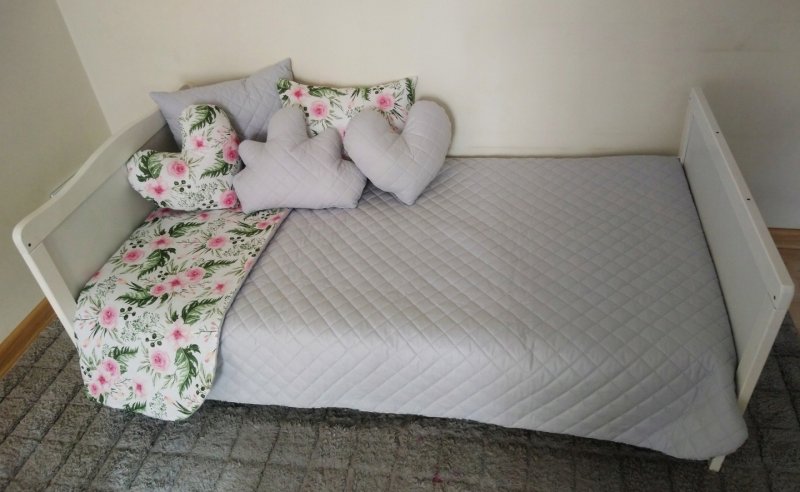 Плед на детскую кровать