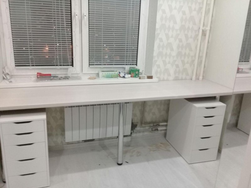 Столешница для письменного стола под окно
