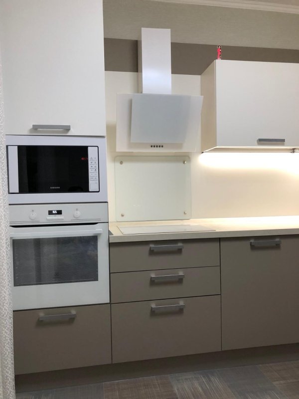 Каминная вытяжка Electrolux EFV 8560 ow