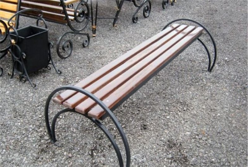 Скамейка из профильной трубы