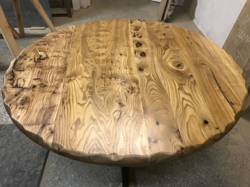 Каповый карагач стол
