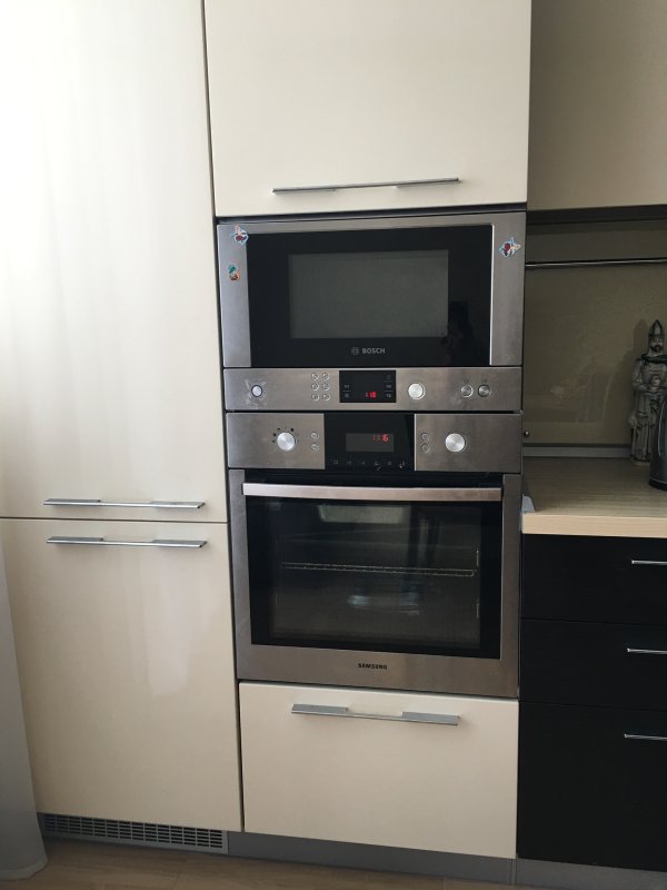 Духовой шкаф с микроволновкой Gorenje bsm5985s18x