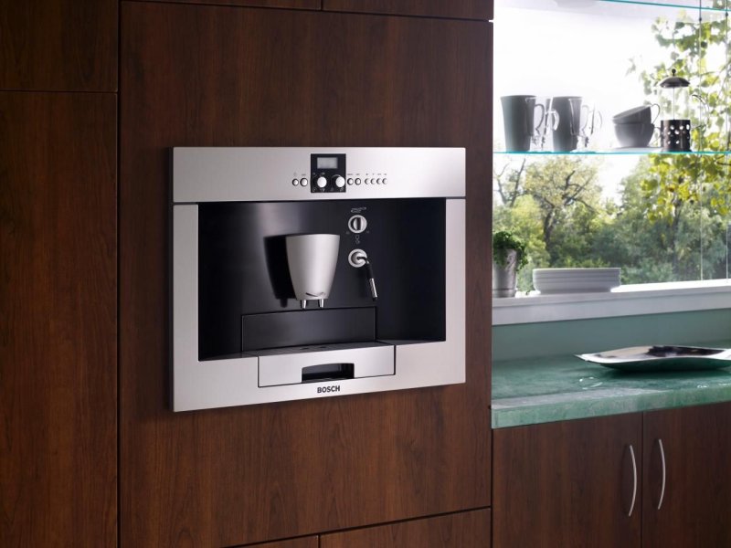 Кофемашина Bosch встраиваемая в интерьере