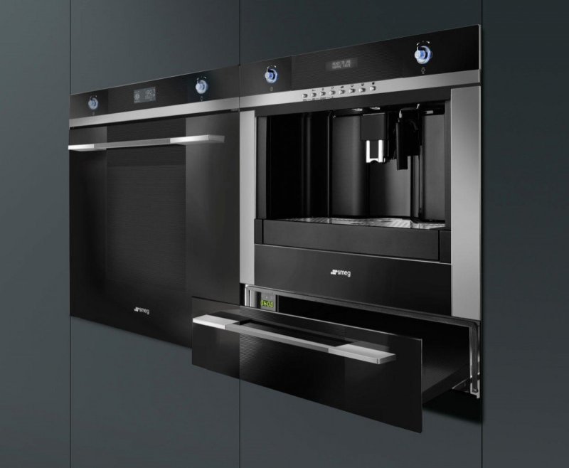 Электрический духовой шкаф Smeg sf122