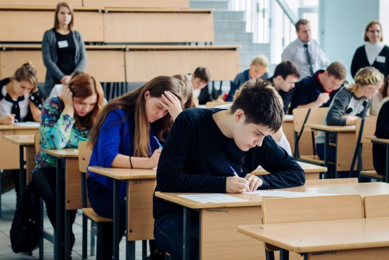 Студент за партой