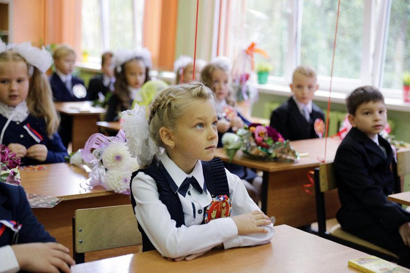 Первоклассники на уроке