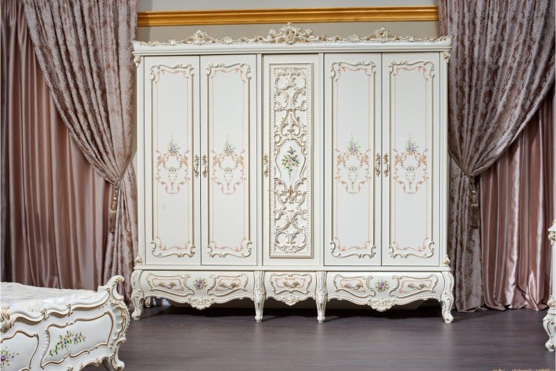 Витрина Шанель Арида