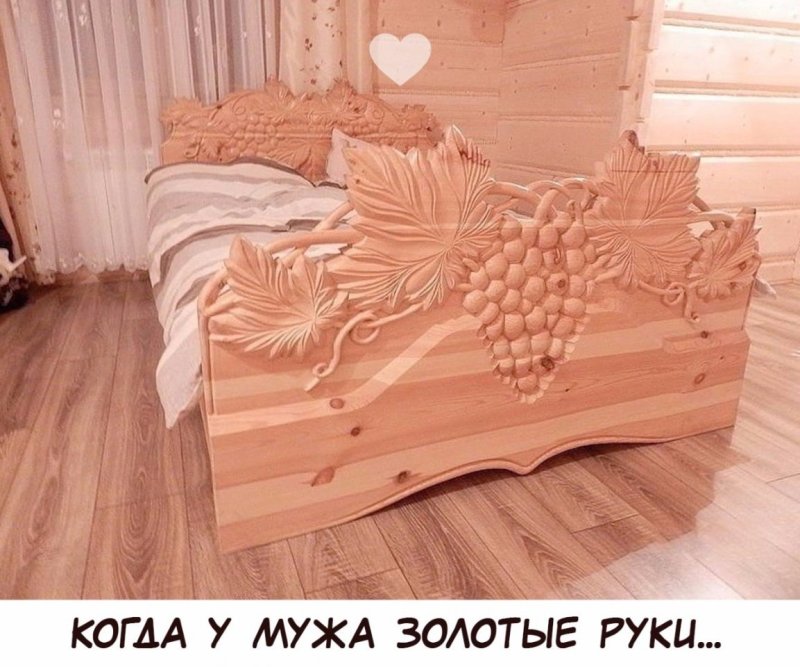 Резные деревянные кровати
