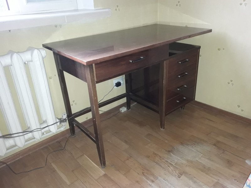 Реставрация письменного стола